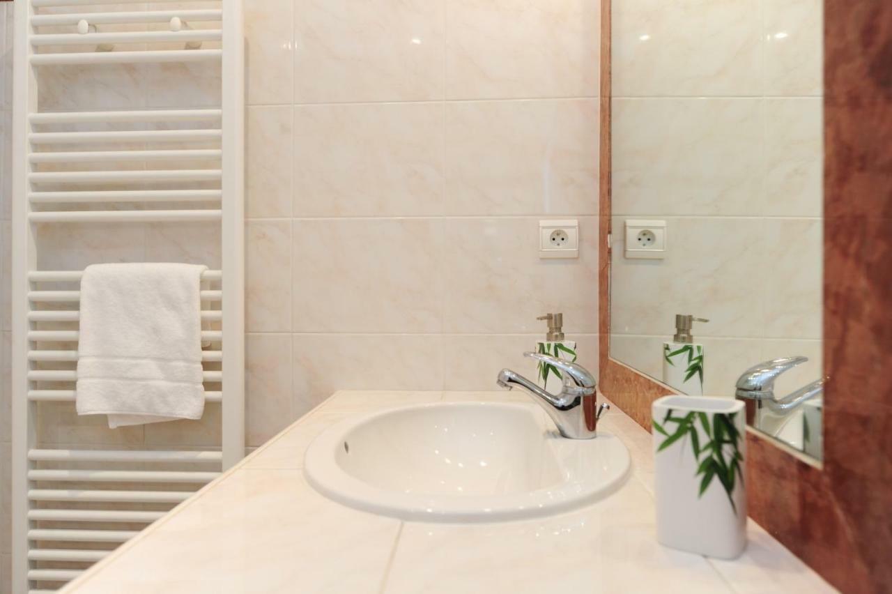 Le Savoy Palace - Five Stars Holiday House 니스 외부 사진